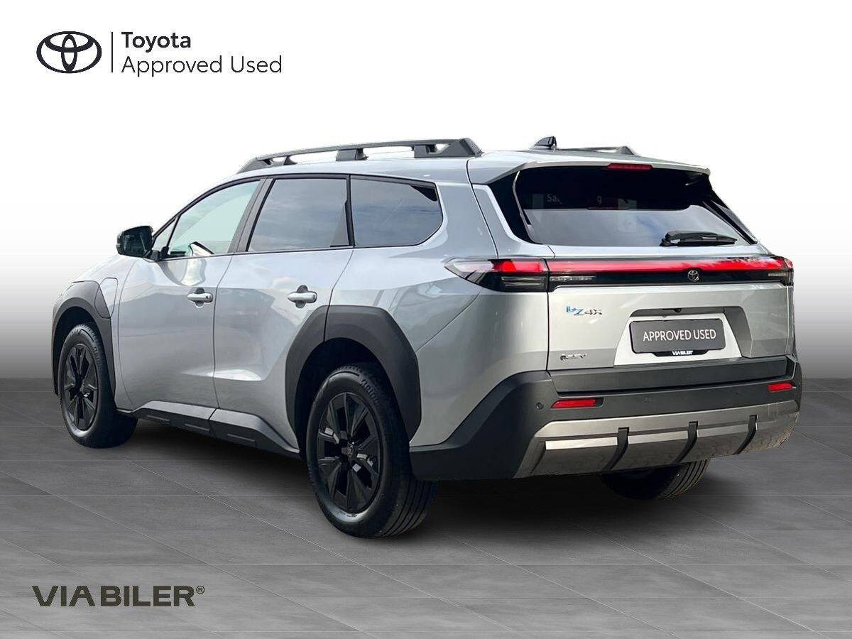Grå Toyota bZ4X Touring fra 2026