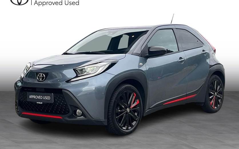 Toyota Aygo X 1,0 VVT-I Undercover 72HK 5d