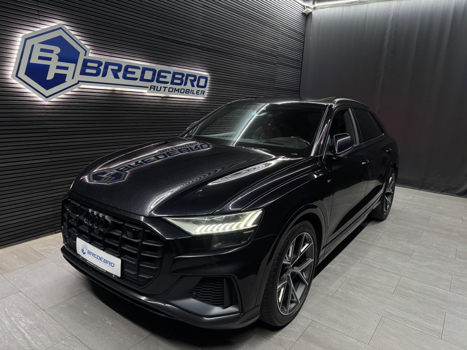 Audi Q8 50 TDi S-line quattro Tiptr.
