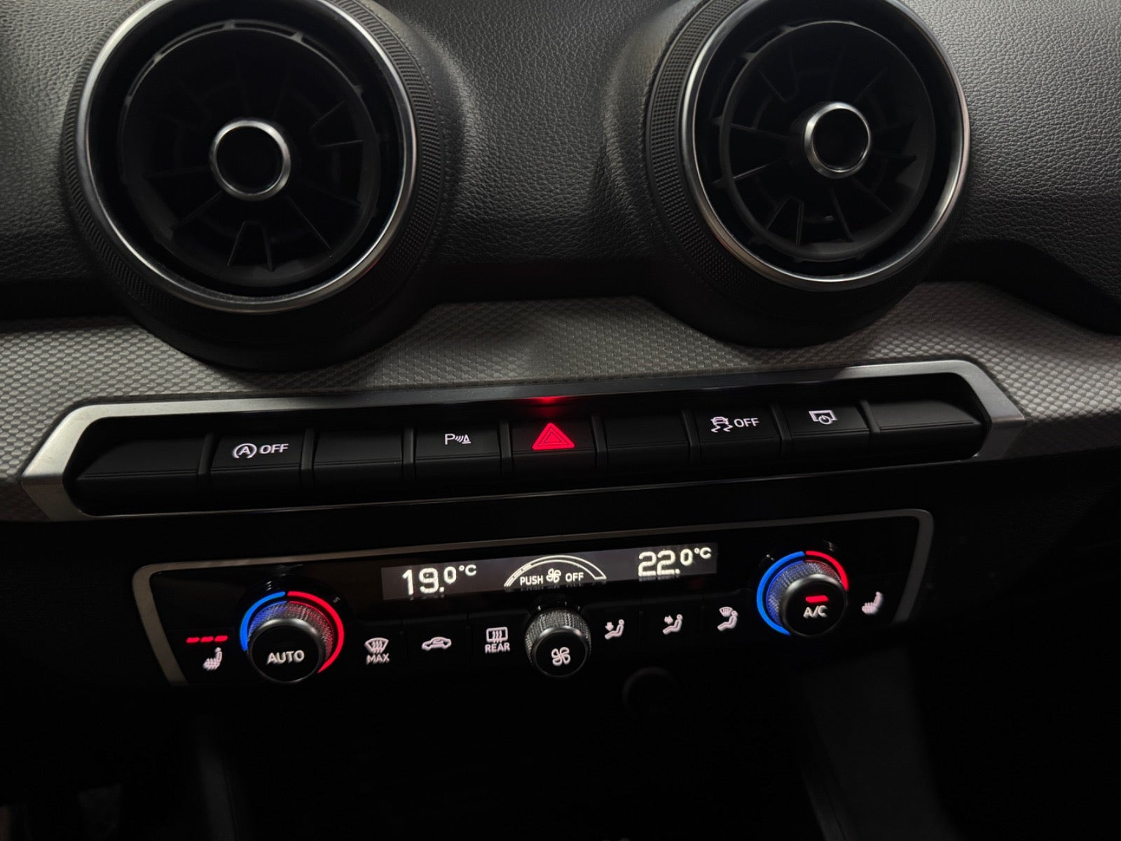 Sort Audi Q2 fra 2021