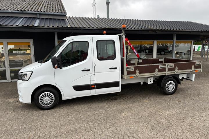 Hvid Renault Master IV T35 fra 2021