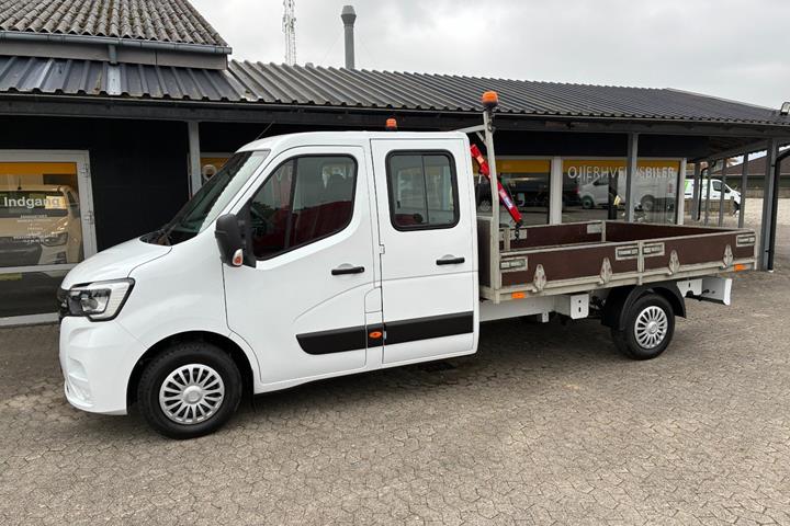 Hvid Renault Master IV T35 fra 2021