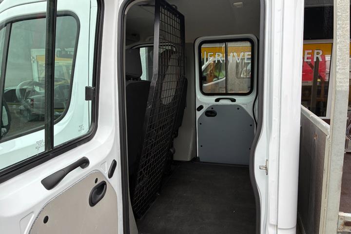Hvid Renault Master IV T35 fra 2021
