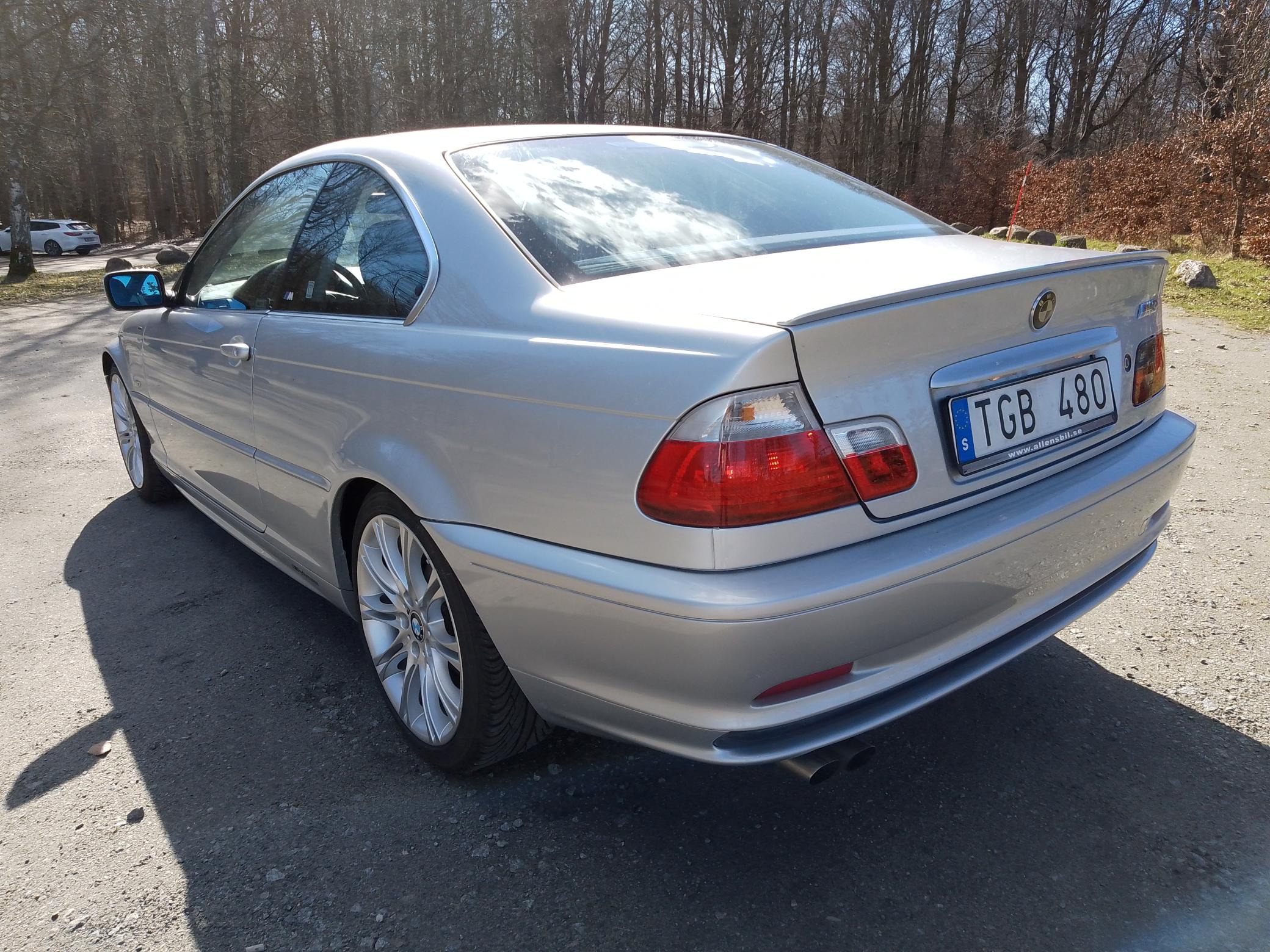 Grå BMW 320Ci fra 2002