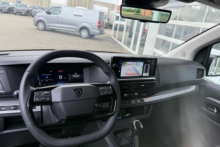 Hvid Peugeot Expert fra 2026