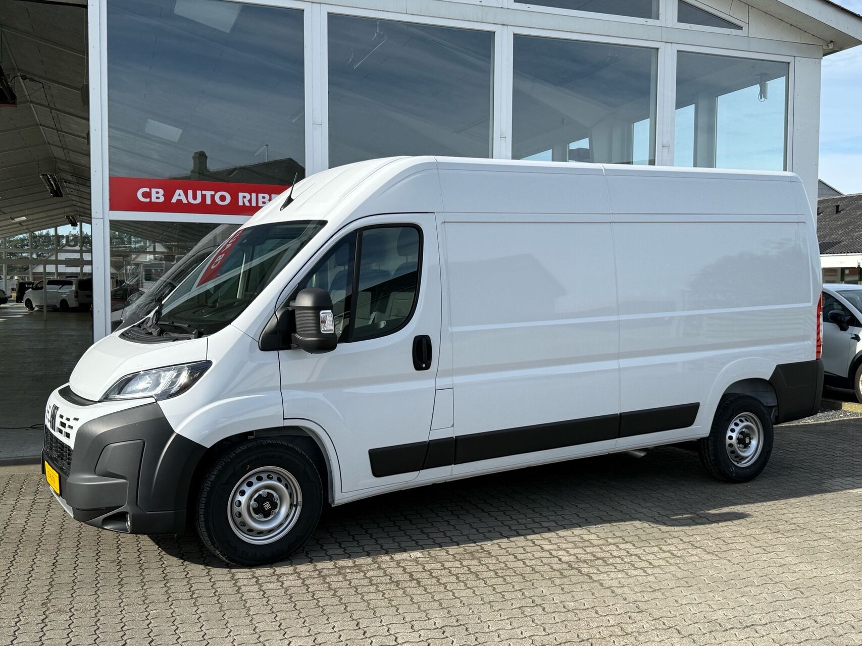 Hvid Fiat Ducato fra 2026