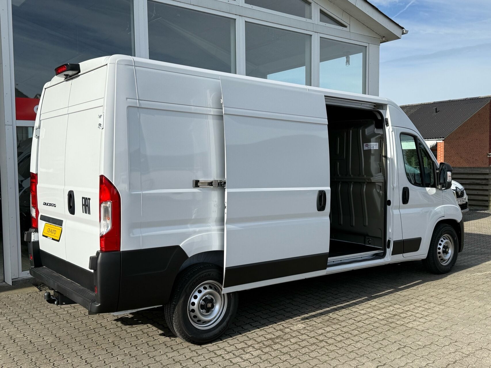 Hvid Fiat Ducato fra 2026