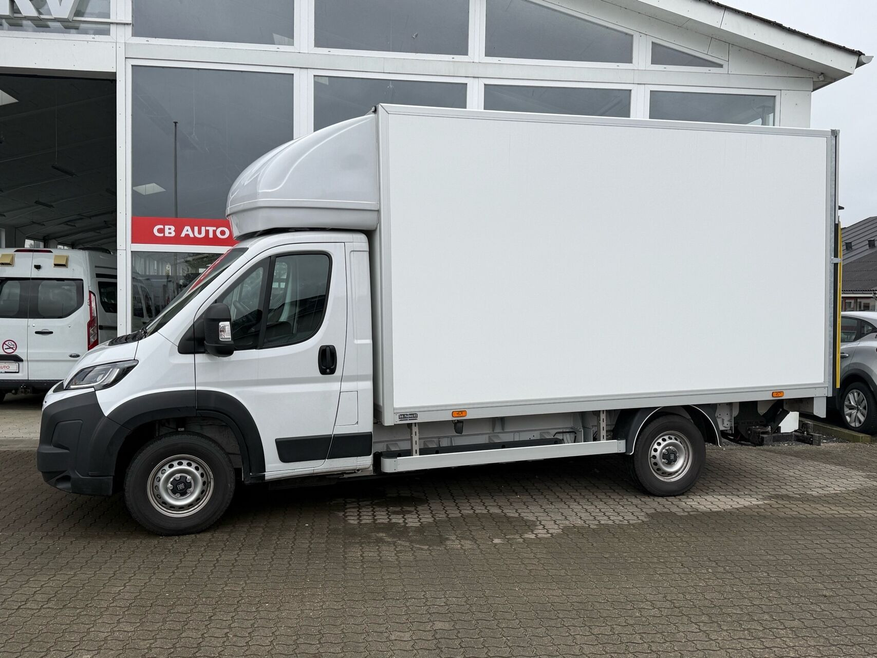 Hvid Fiat E-Ducato fra 2025