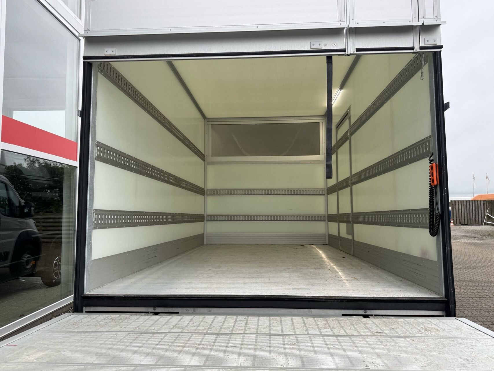 Hvid Fiat E-Ducato fra 2025