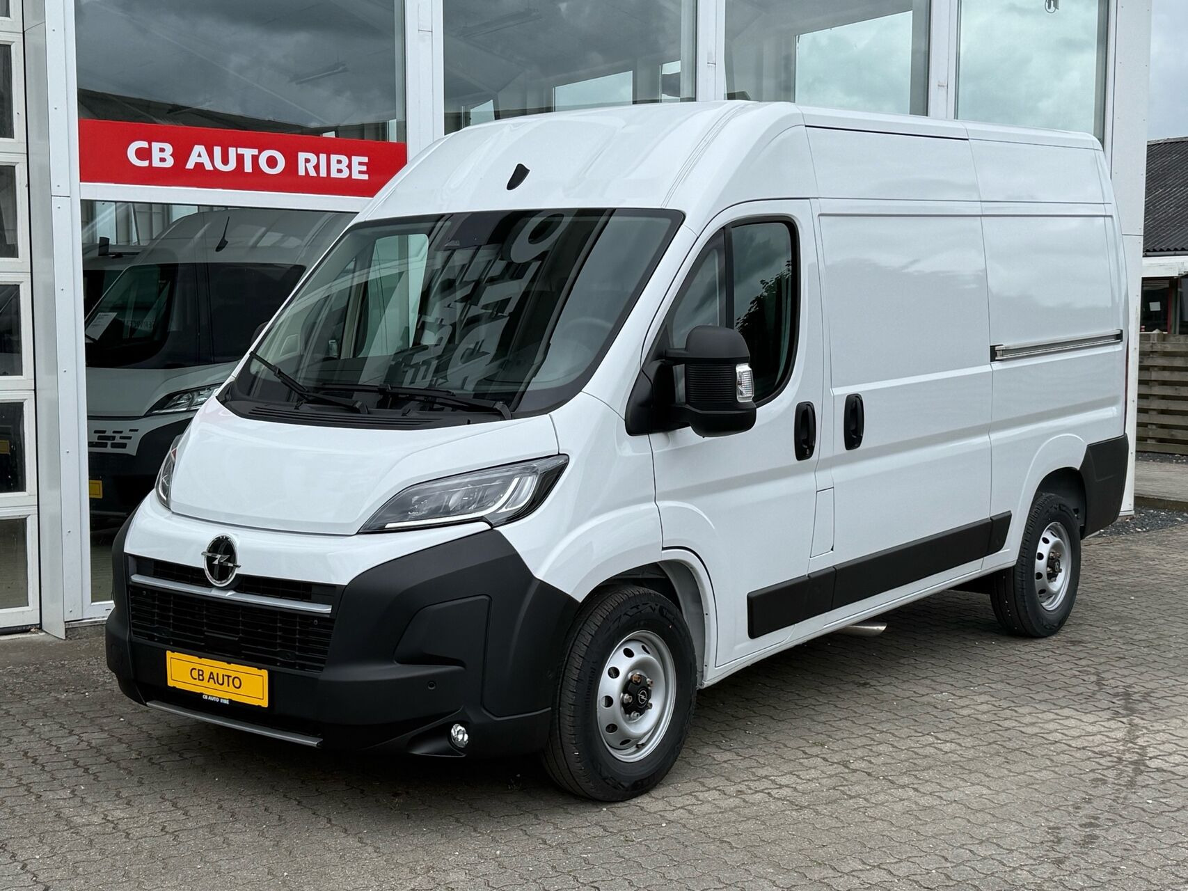 Opel Movano 2,2 35 L2H2 BlueHDi Enjoy+ EAT8 140HK Van 8g Aut.