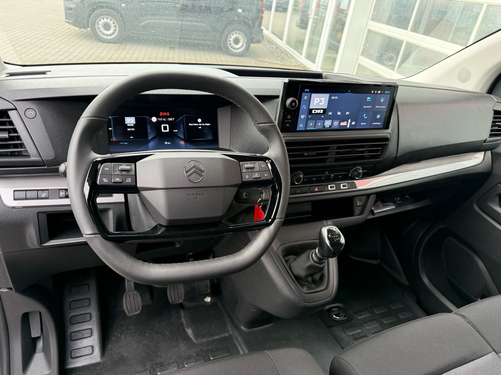 Hvid Citroën Jumpy fra 2026
