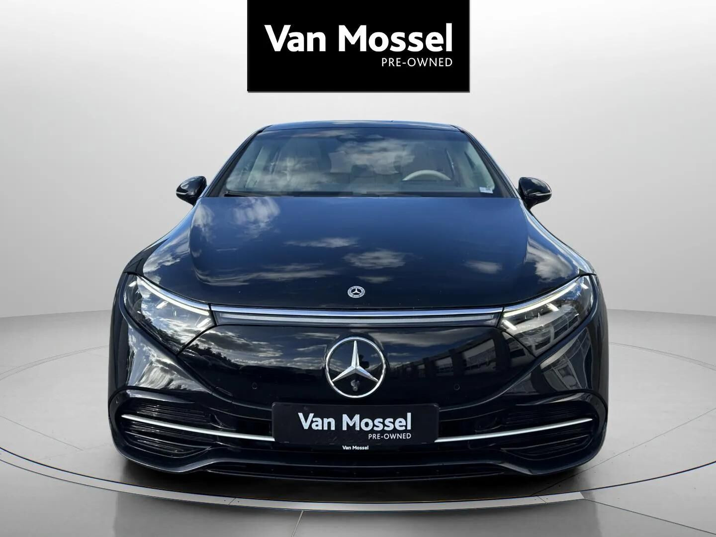 Sort Mercedes EQS 450+ fra 2022