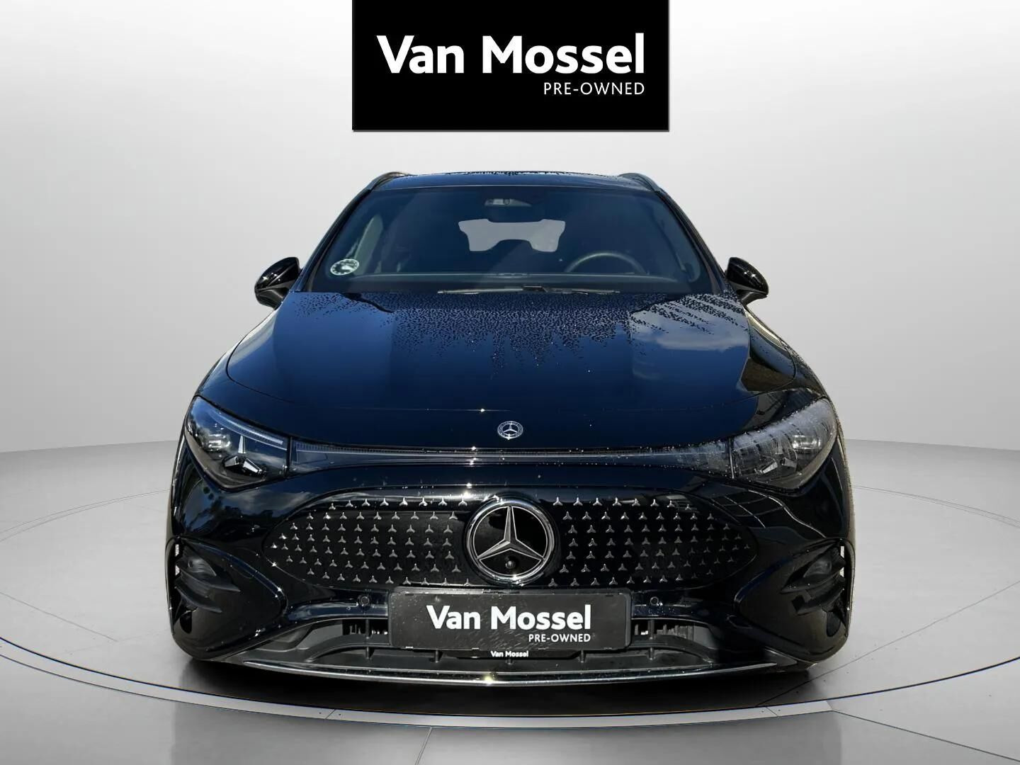 Sort Mercedes CLA250+ fra 2026