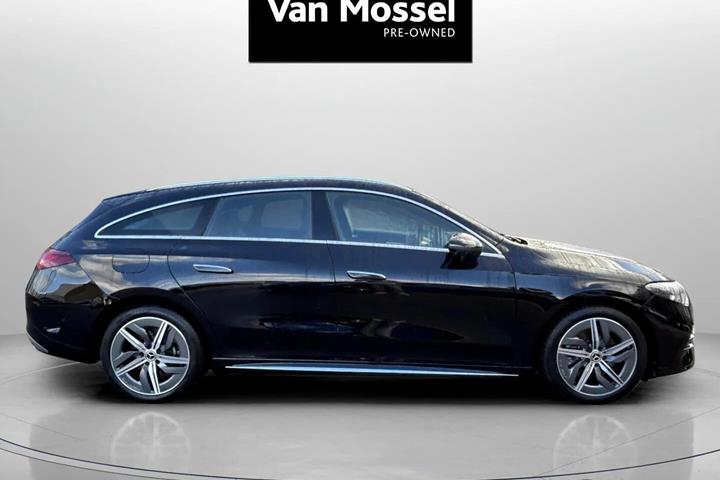 Sort Mercedes CLA250+ fra 2026