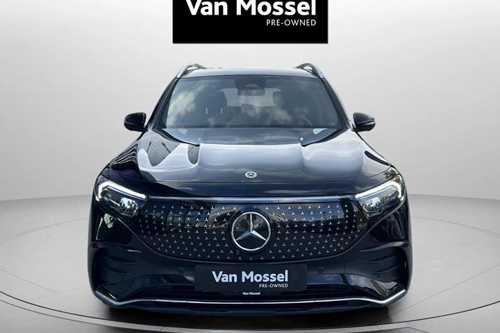 Sort Mercedes EQB250+ fra 2025