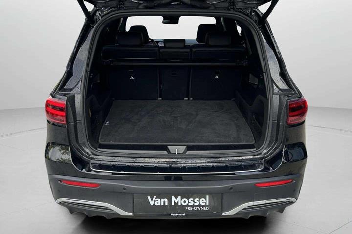 Sort Mercedes EQB250+ fra 2025
