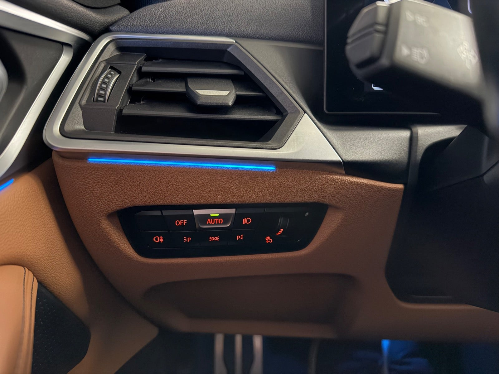 Grøn BMW i4 fra 2023