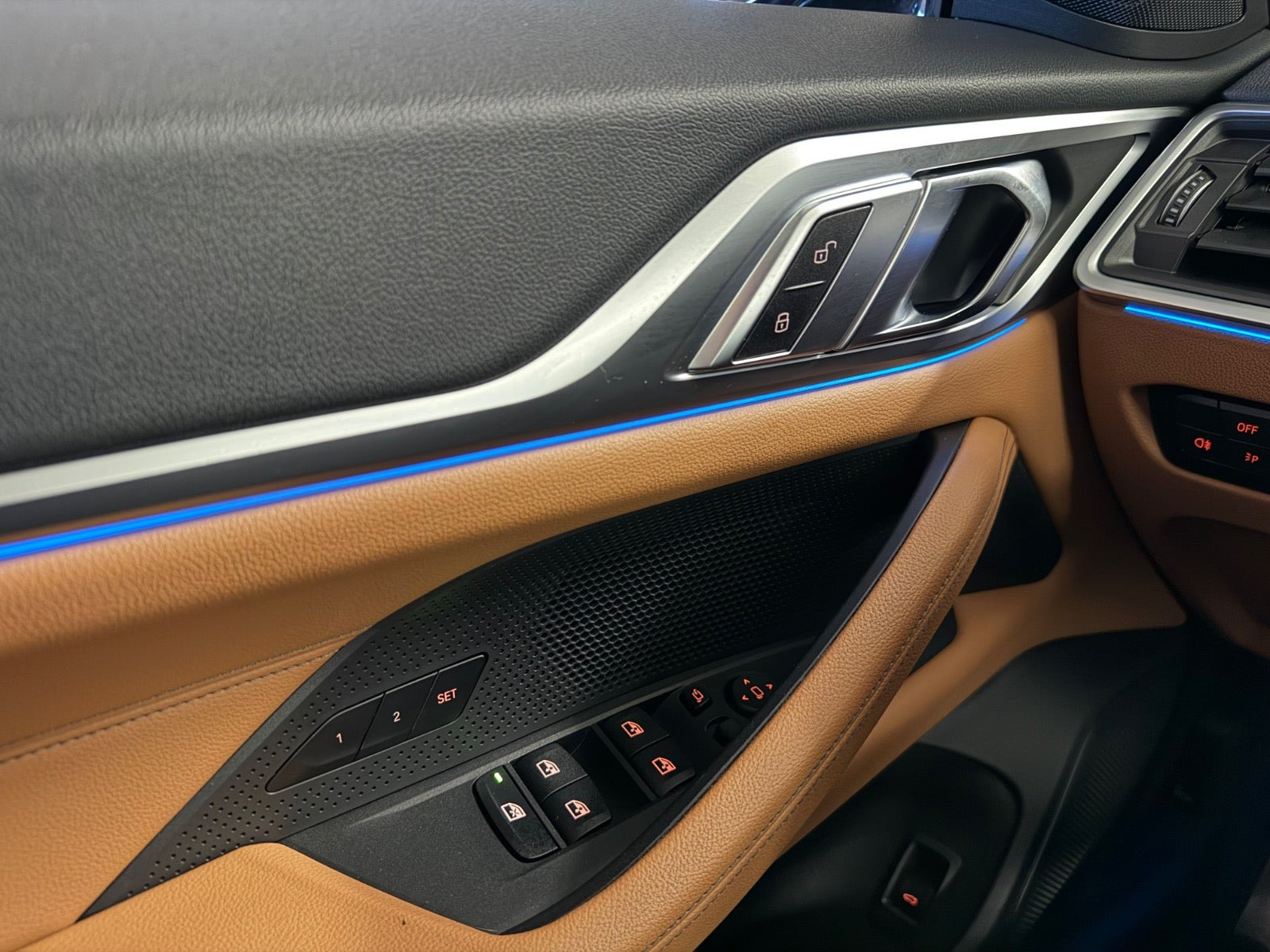 Grøn BMW i4 fra 2023