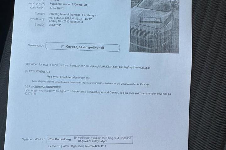 Beige Ford C-MAX fra 2019
