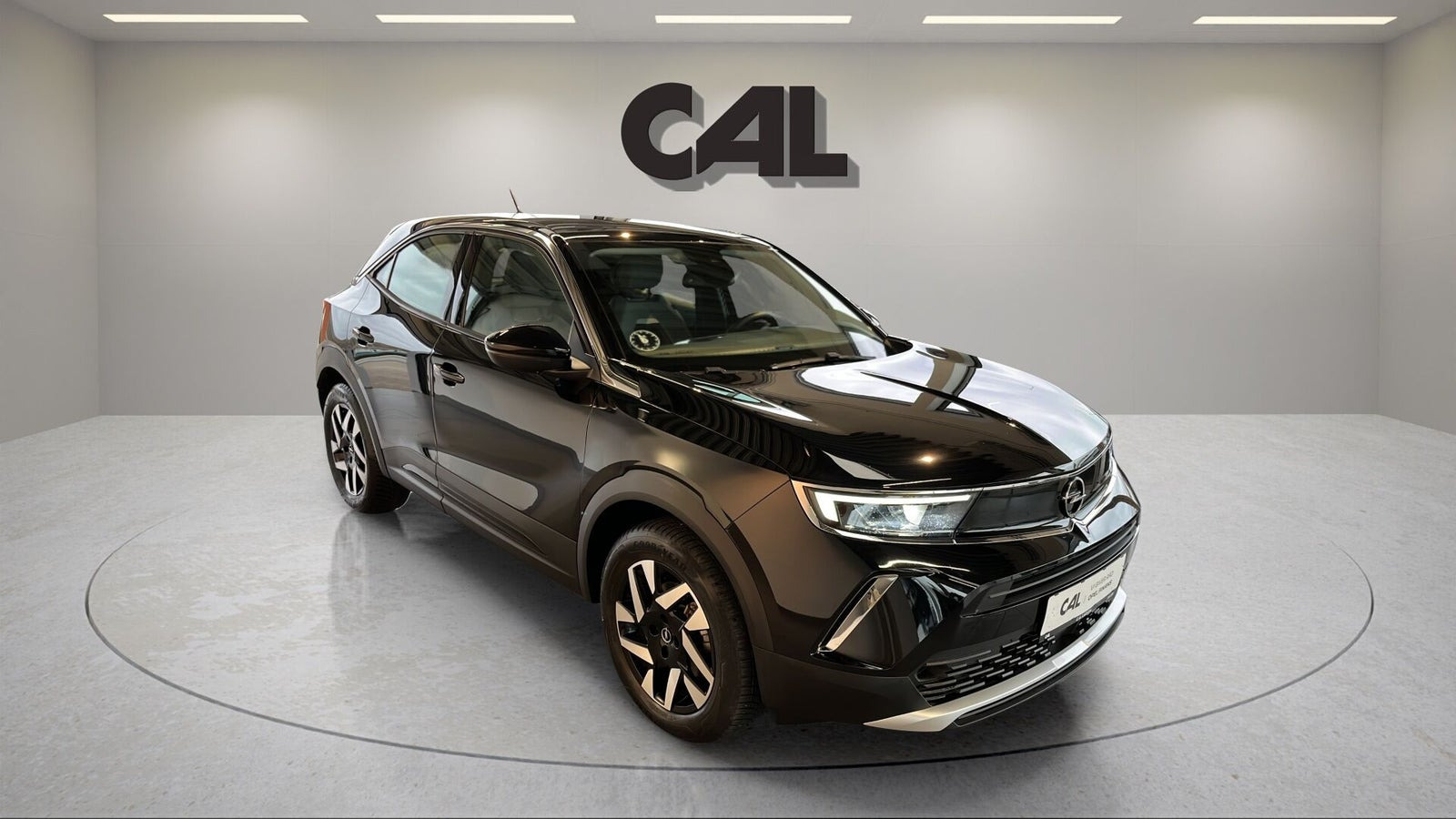 Sort Opel Mokka-e fra 2023