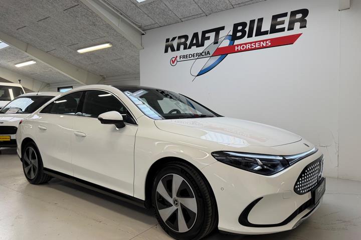 Hvid Mercedes CLA250+ fra 2025