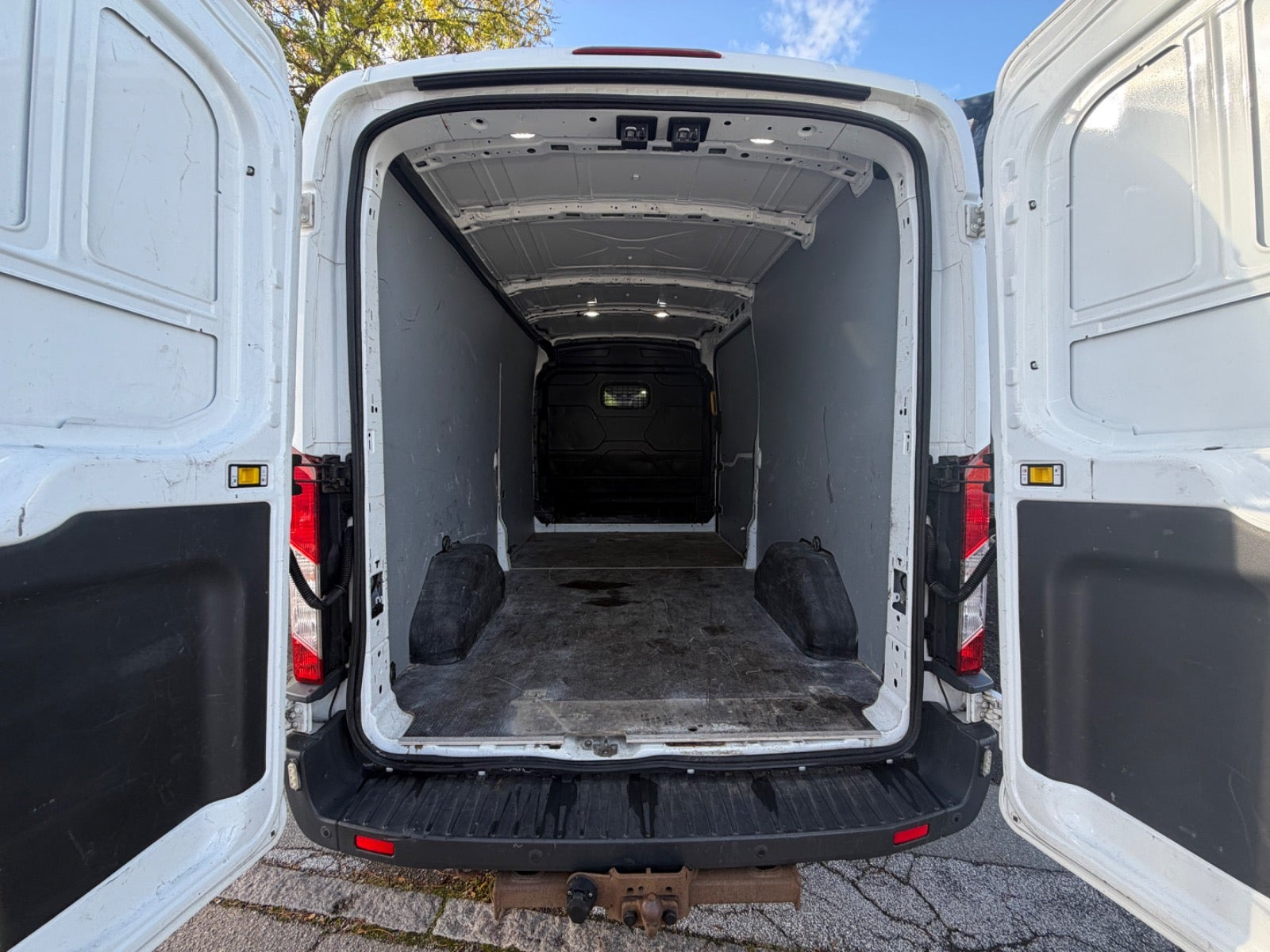 Hvid Ford Transit 350 L2 Van fra 2019