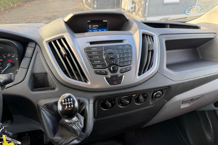Hvid Ford Transit 350 L2 Van fra 2019