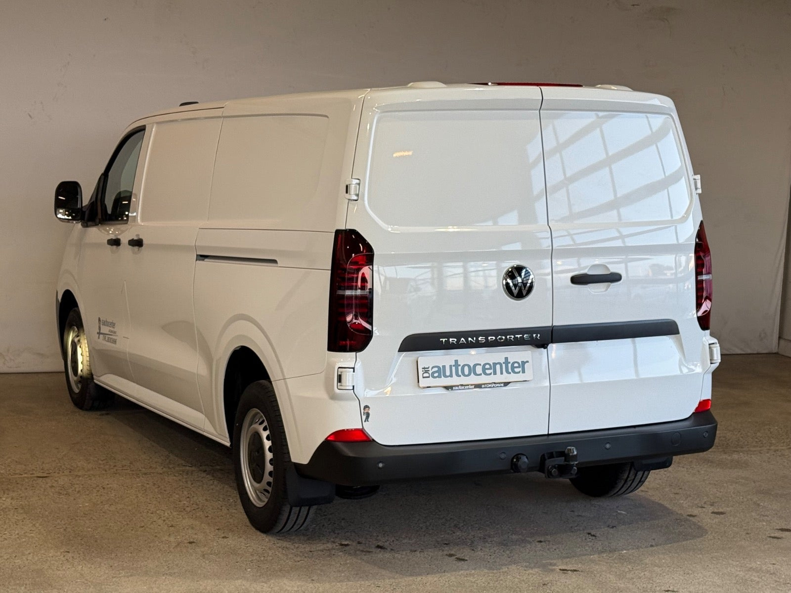 Hvid VW Transporter fra 2026