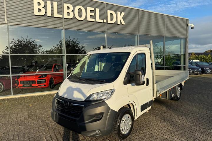 undefined Opel Movano fra 2023