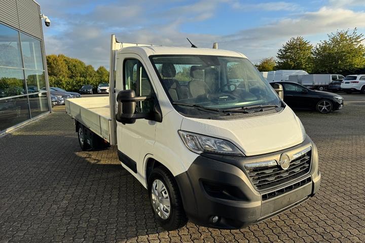 undefined Opel Movano fra 2023
