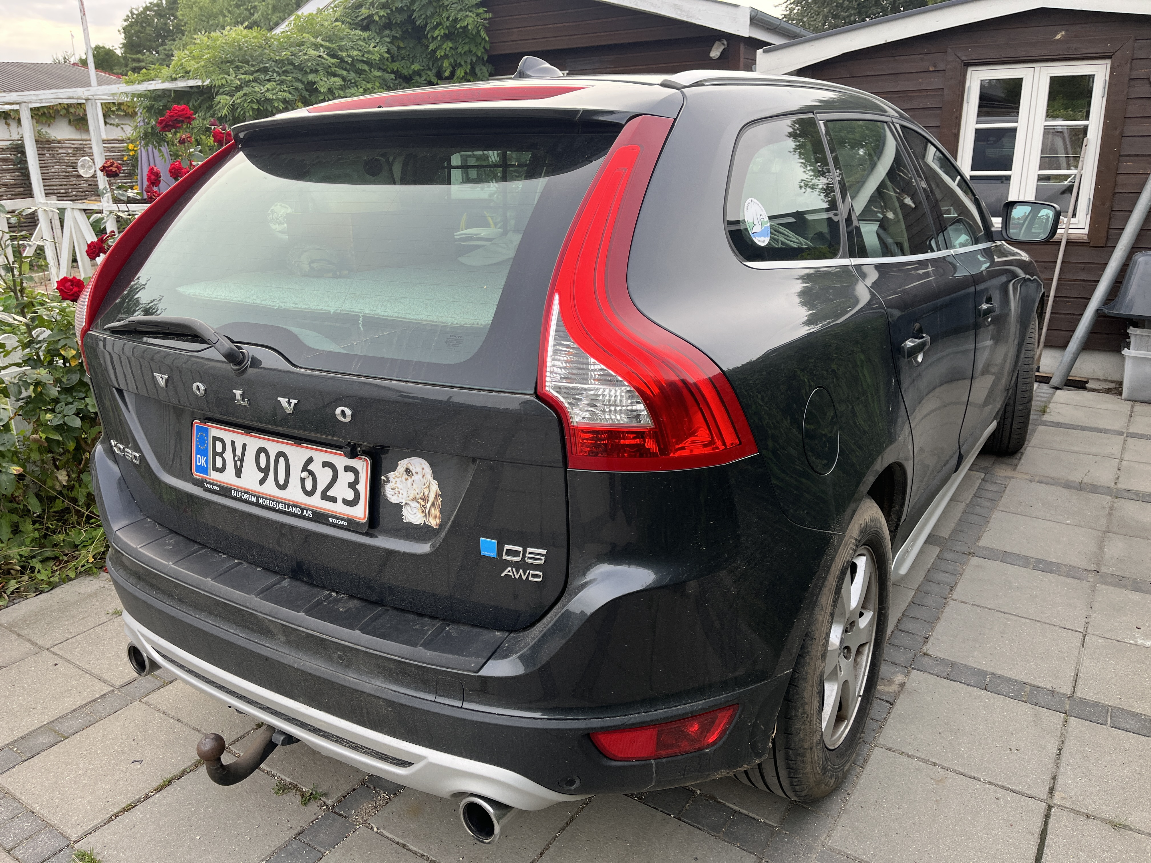 Blå Volvo XC60 fra 2012