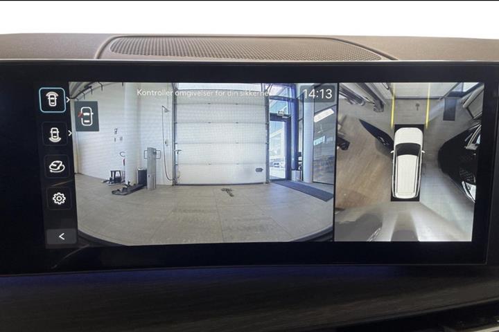 Grå Hyundai Santa Fe fra 2025