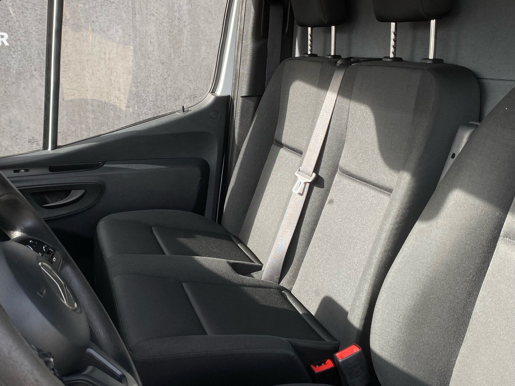 Hvid Mercedes Sprinter fra 2021
