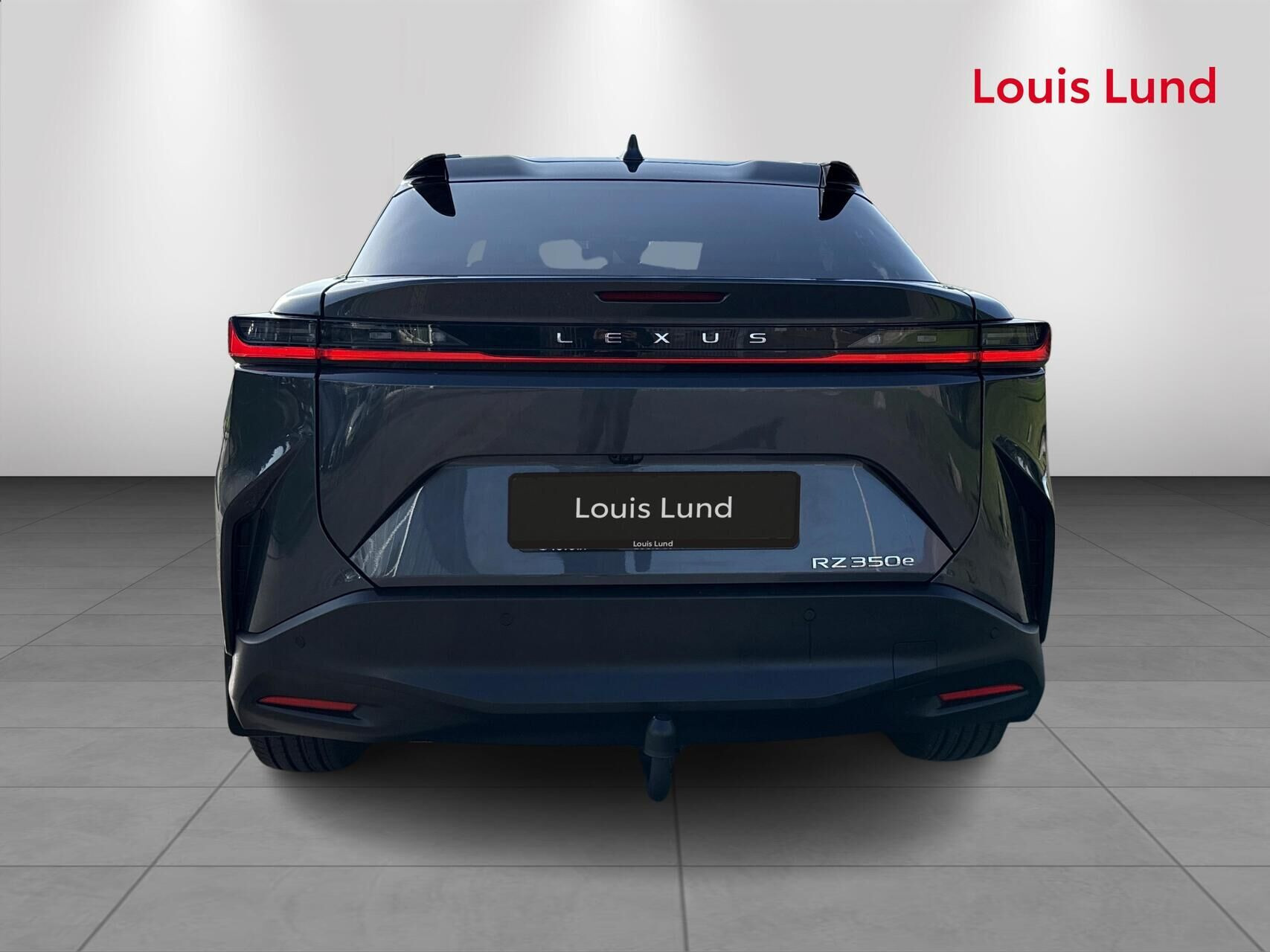 Grå Lexus RZ fra 2026