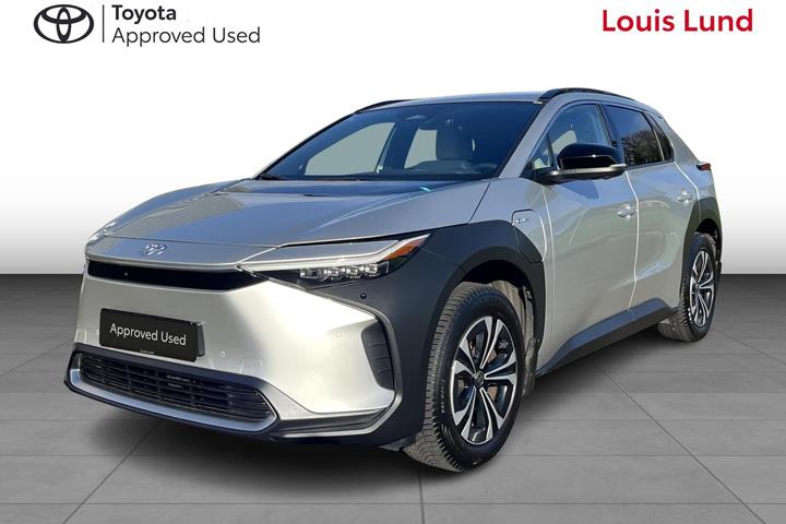 Sølv Toyota BZ4X fra 2024