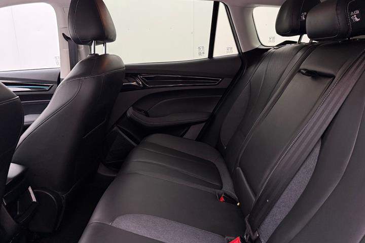 Sølv MG MG5 Electric fra 2022