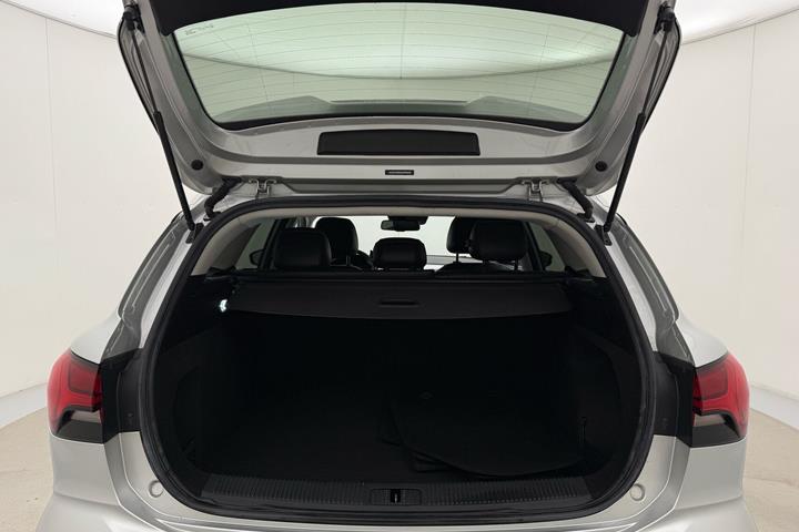 Sølv MG MG5 Electric fra 2022