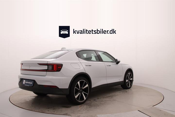 Sølv Polestar 2 fra 2023