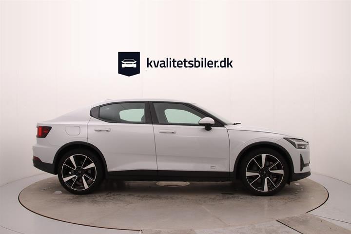 Sølv Polestar 2 fra 2023