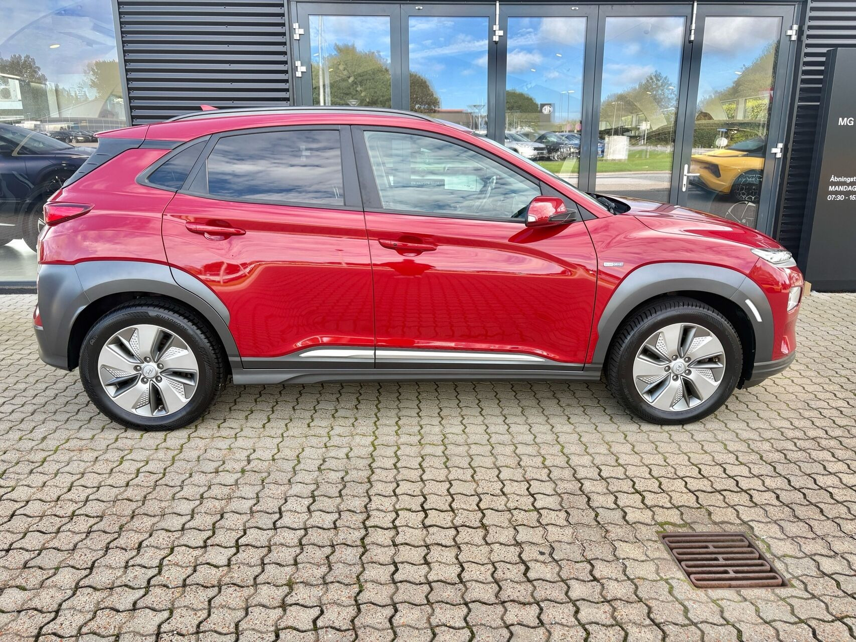 Rød Hyundai Kona fra 2020