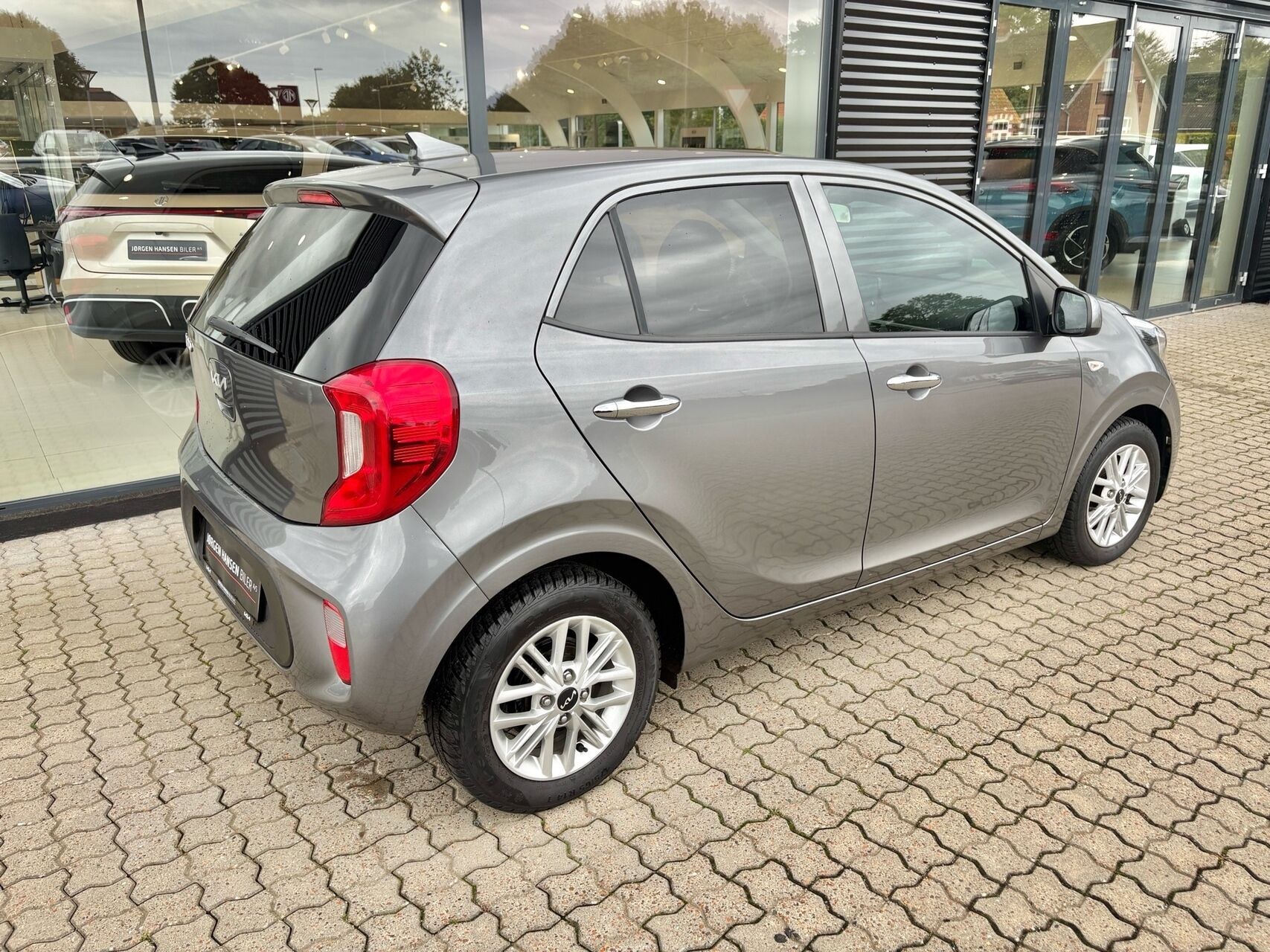 Grå Kia Picanto fra 2022
