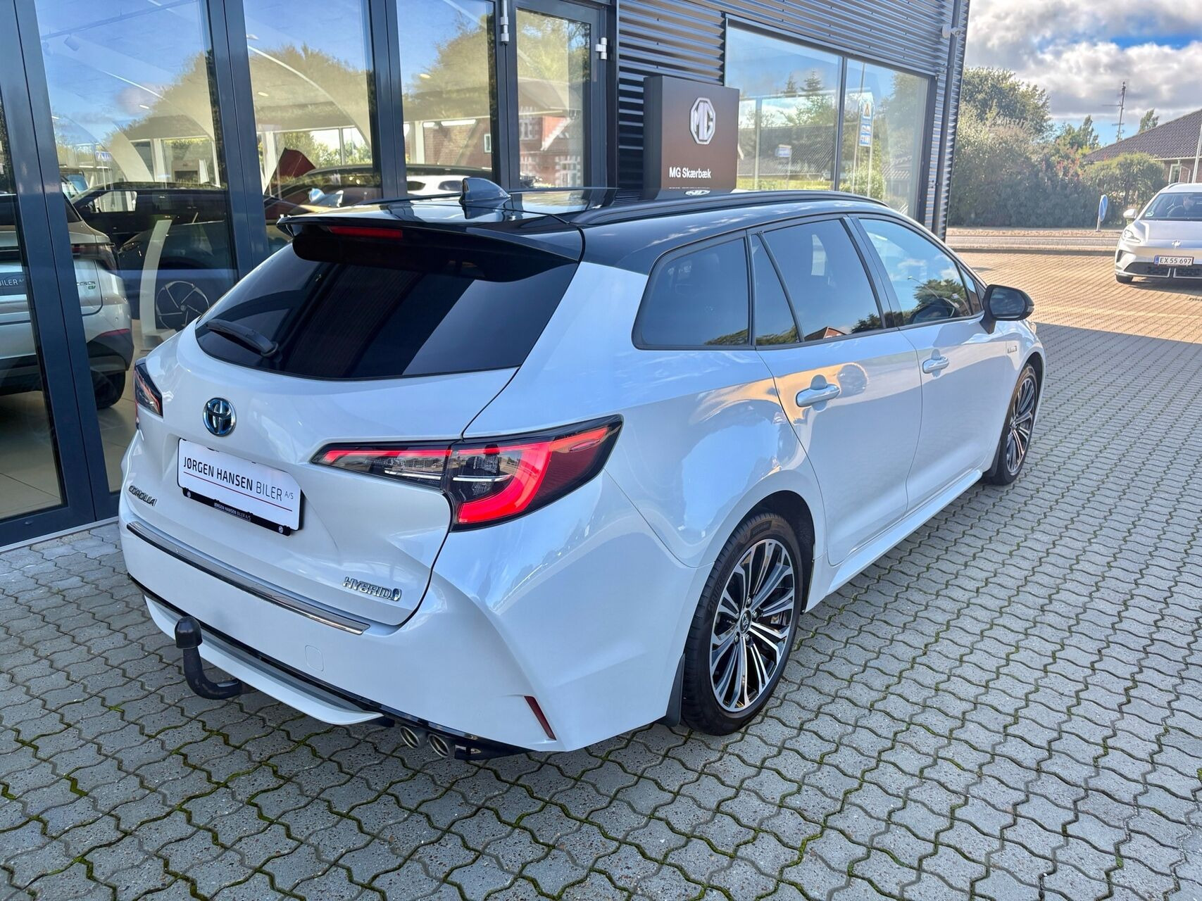 Hvid Toyota Corolla fra 2020