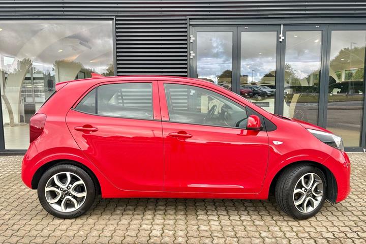 Rød Kia Picanto fra 2019