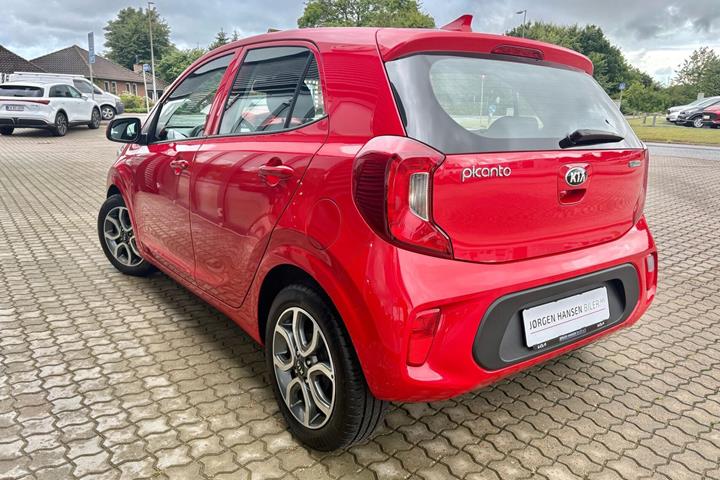 Rød Kia Picanto fra 2019