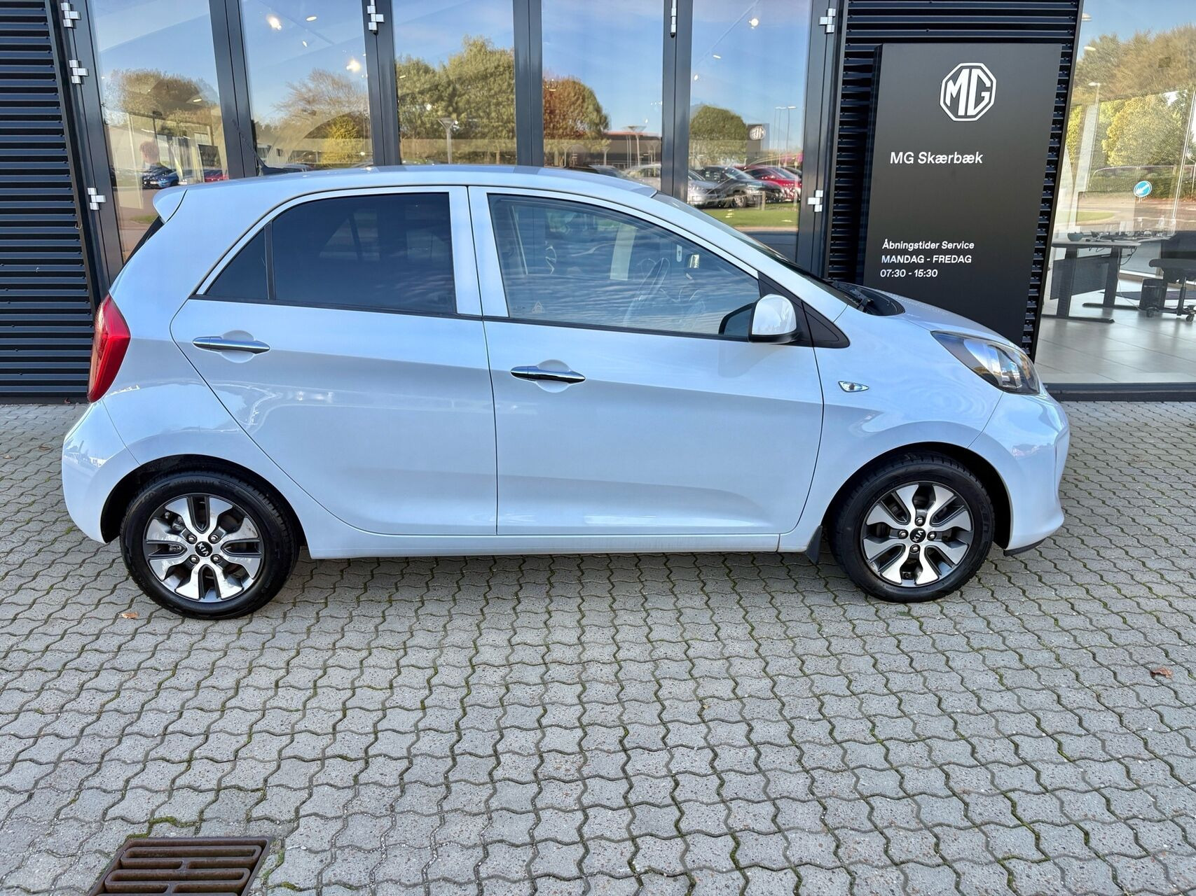 Hvid Kia Picanto fra 2016
