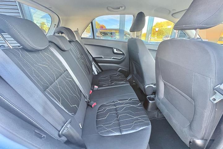 Hvid Kia Picanto fra 2016