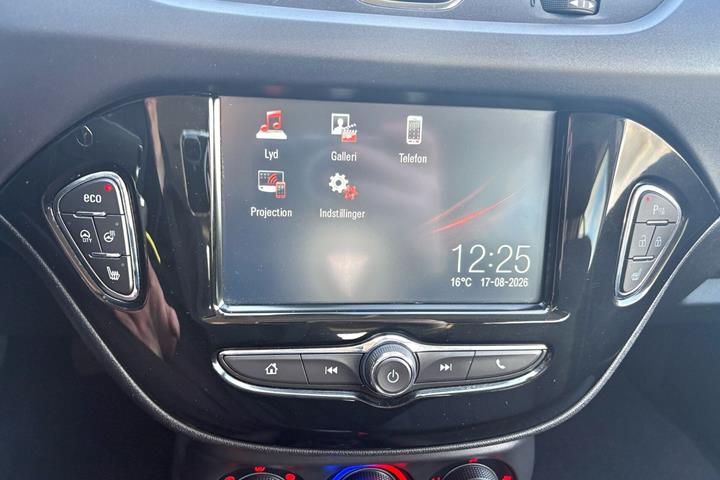 Grå Opel Corsa fra 2019