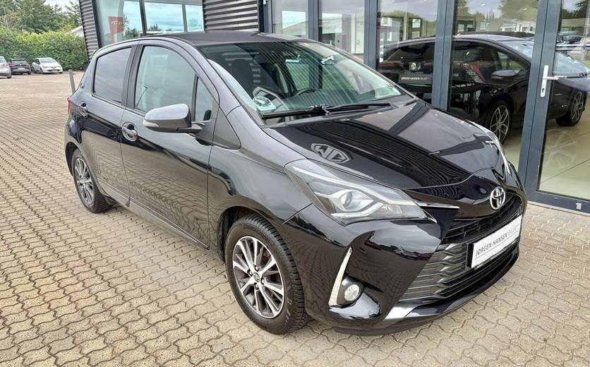 Toyota Yaris 1,5 VVT-I T3 Designpakke 111HK 5d 6g