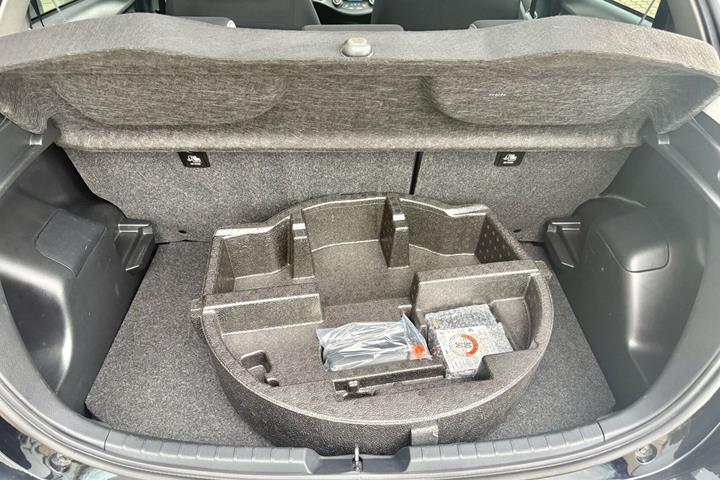 Sort Toyota Yaris fra 2020