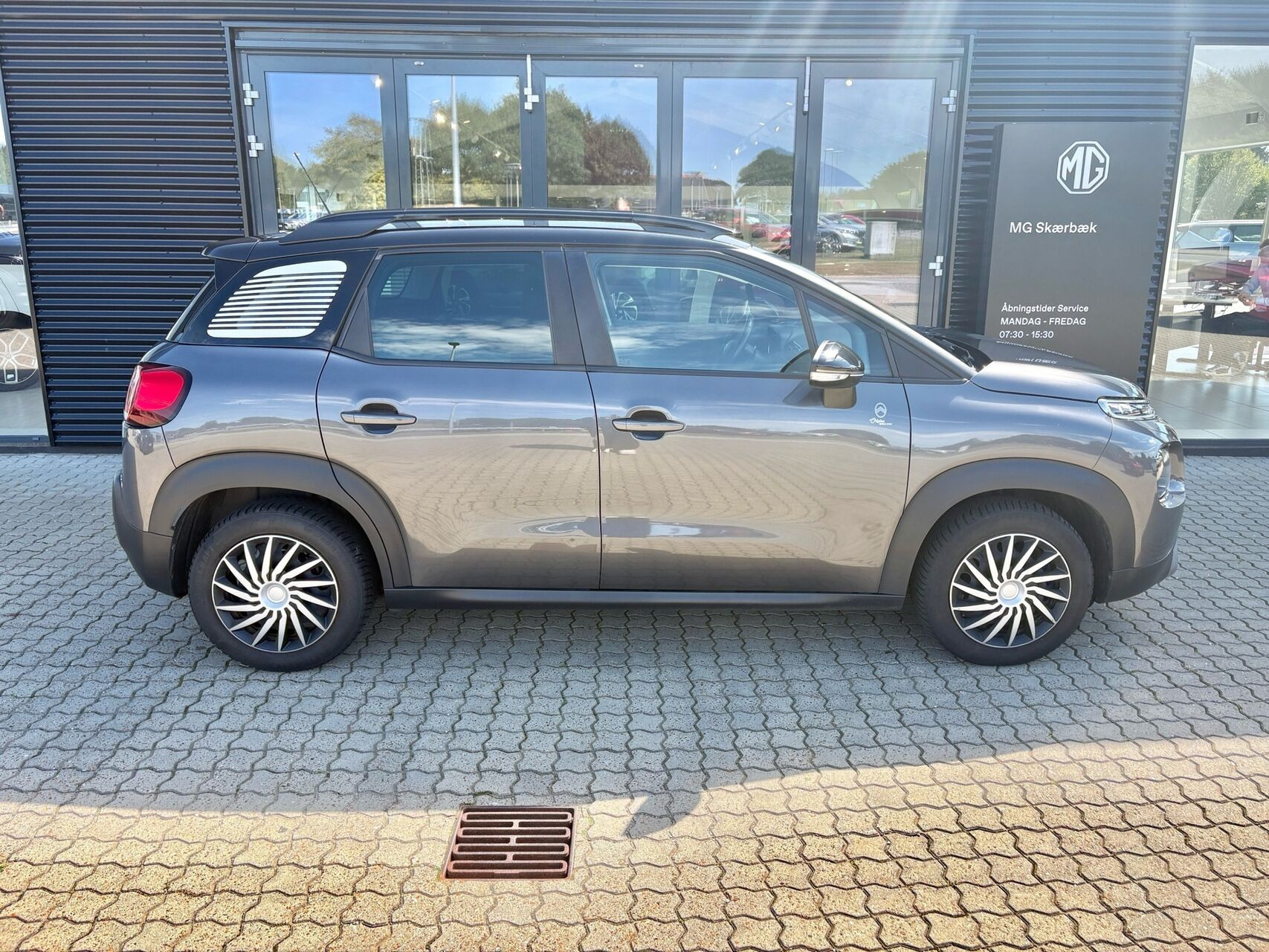 Grå Citroën C3 Aircross fra 2020